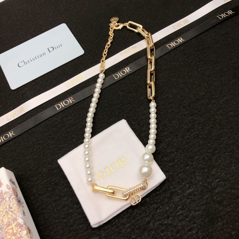 chr1st1an D10r necklaces